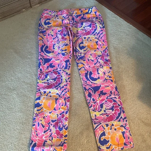 Lilly Pulitzer size 4 coral reef print pants excellent condition - Picture 6 of 8